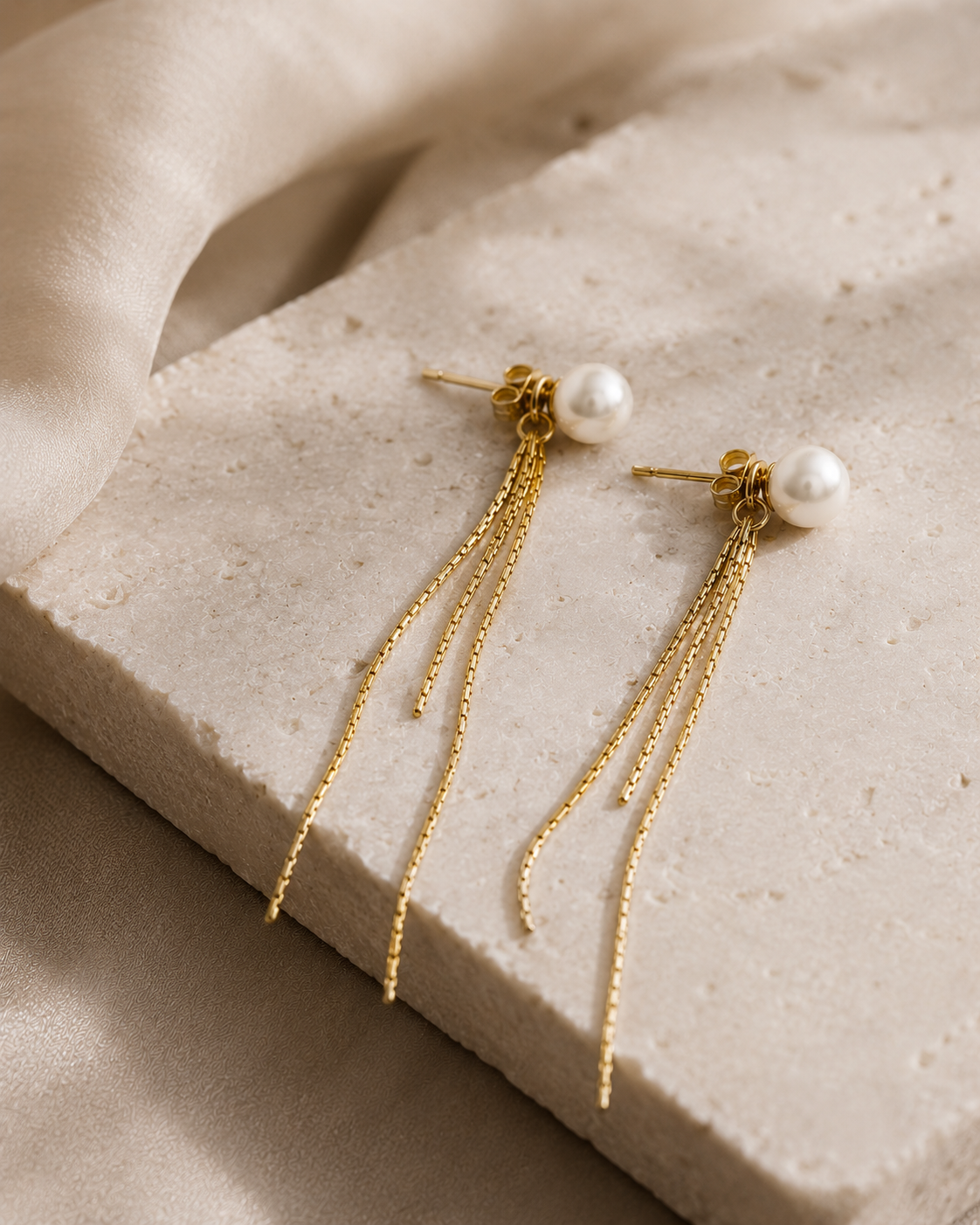 The Aurelia Pearl Earrings