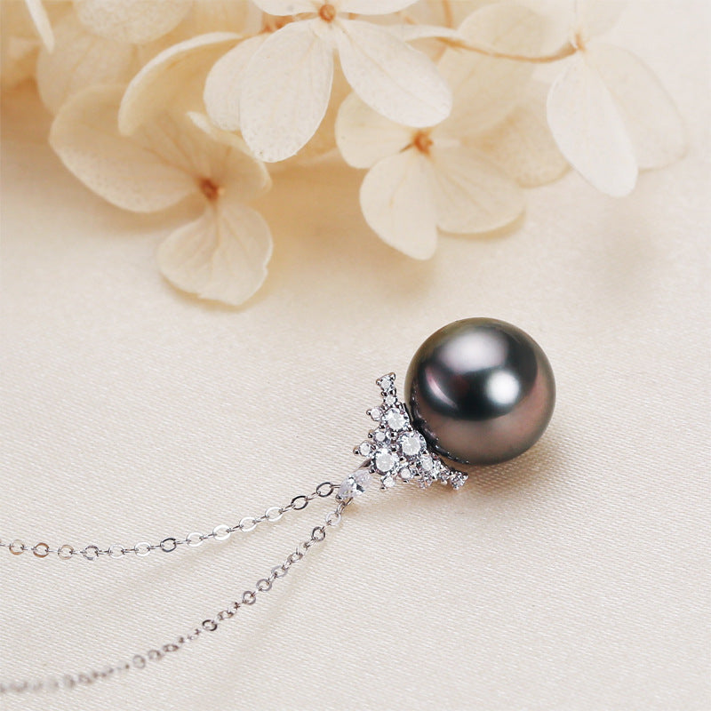 The Noire Pearl Pendant